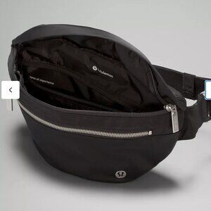 NWT LULULEMON CITY ADVENTURER BELT BAG BLACK  FANNY SADDLE BAG unisex perfect